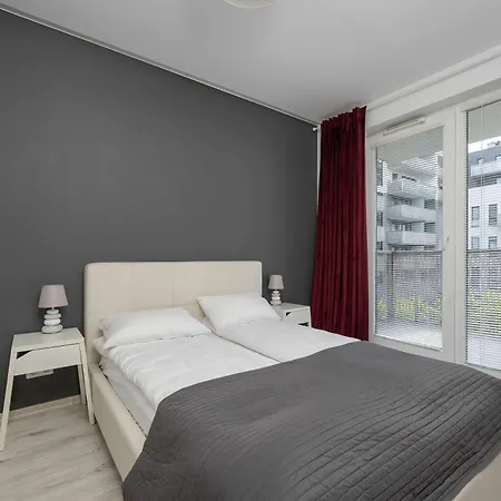 Modern With Balcony Close To The Botanical Garden By Renters Διαμέρισμα *